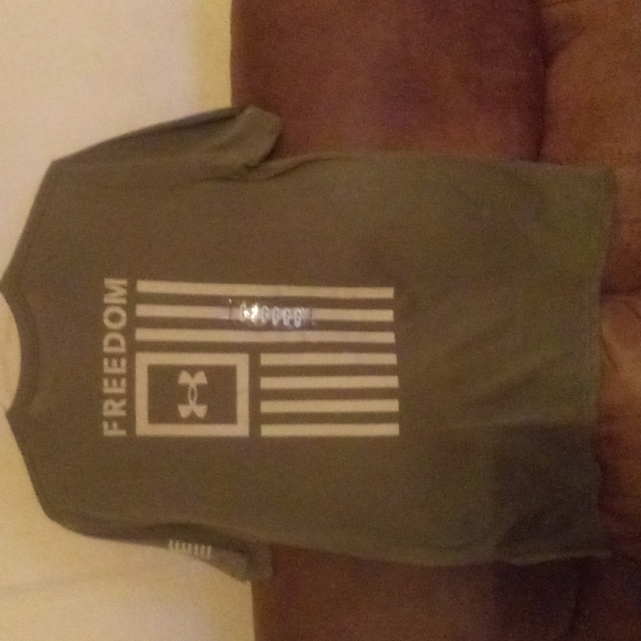 Brand-new Tee Shirt size Large (NEW) - Picture 2 of 6